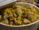 Curry de peito de frango com milho verde